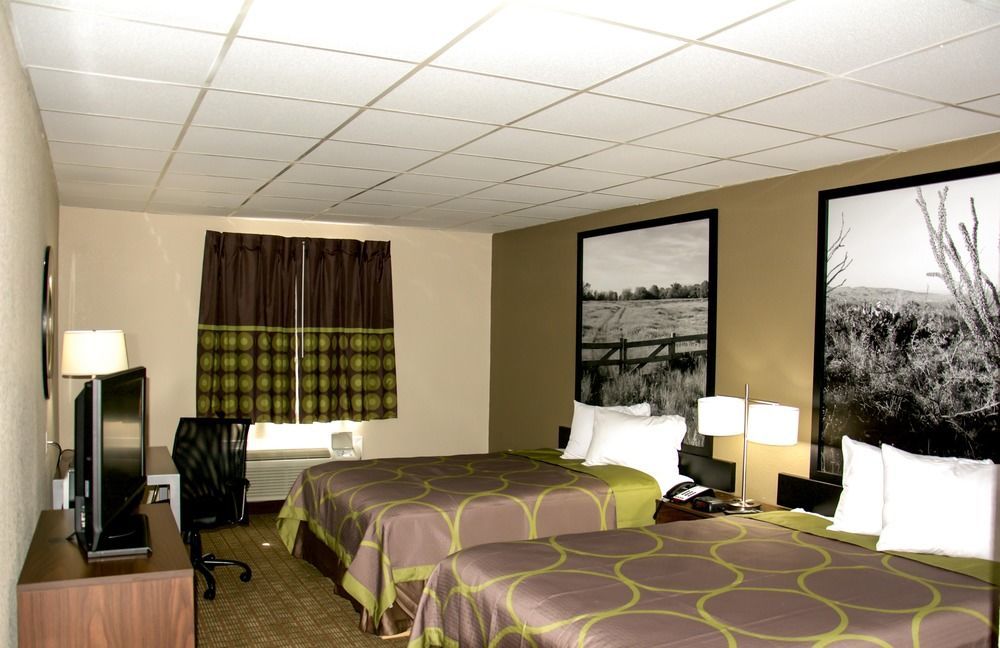 Super 8 By Wyndham Buffalo Exterior photo